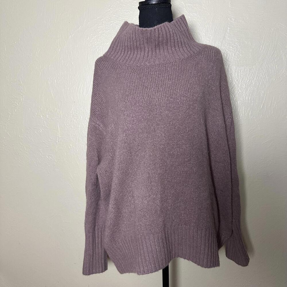 Modern Minimalist Wool Blend Turtleneck Mockneck Sweater Relaxed Fit Dusty Mauve